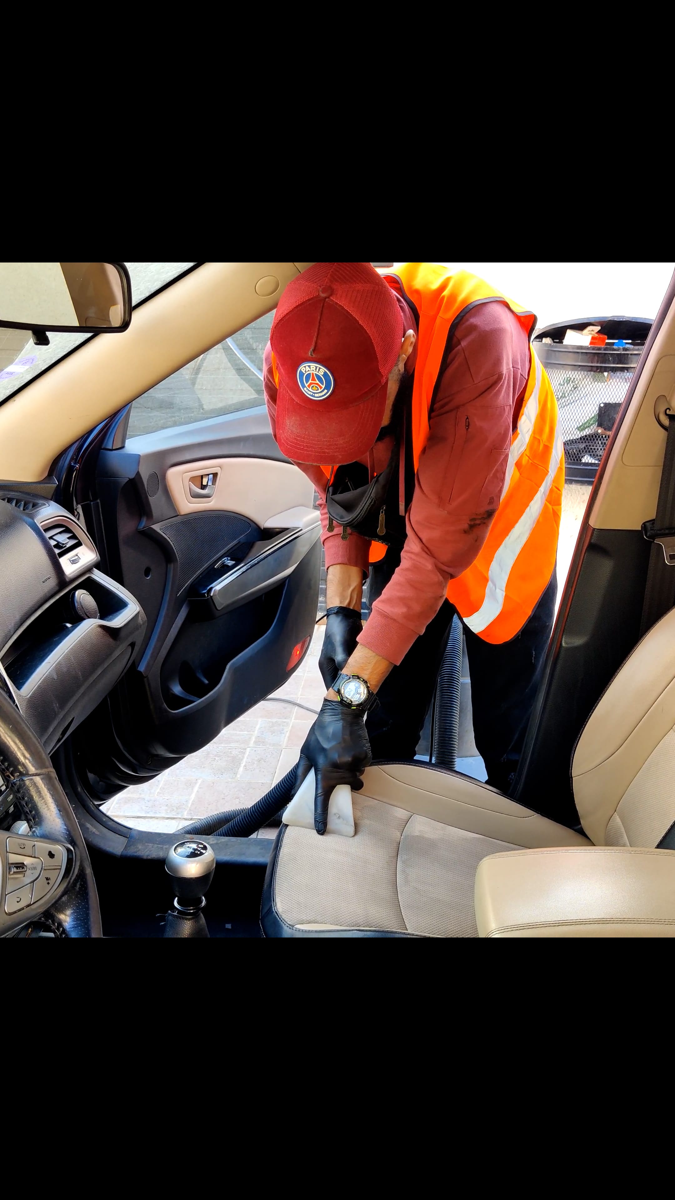 upholstry cleaning 4