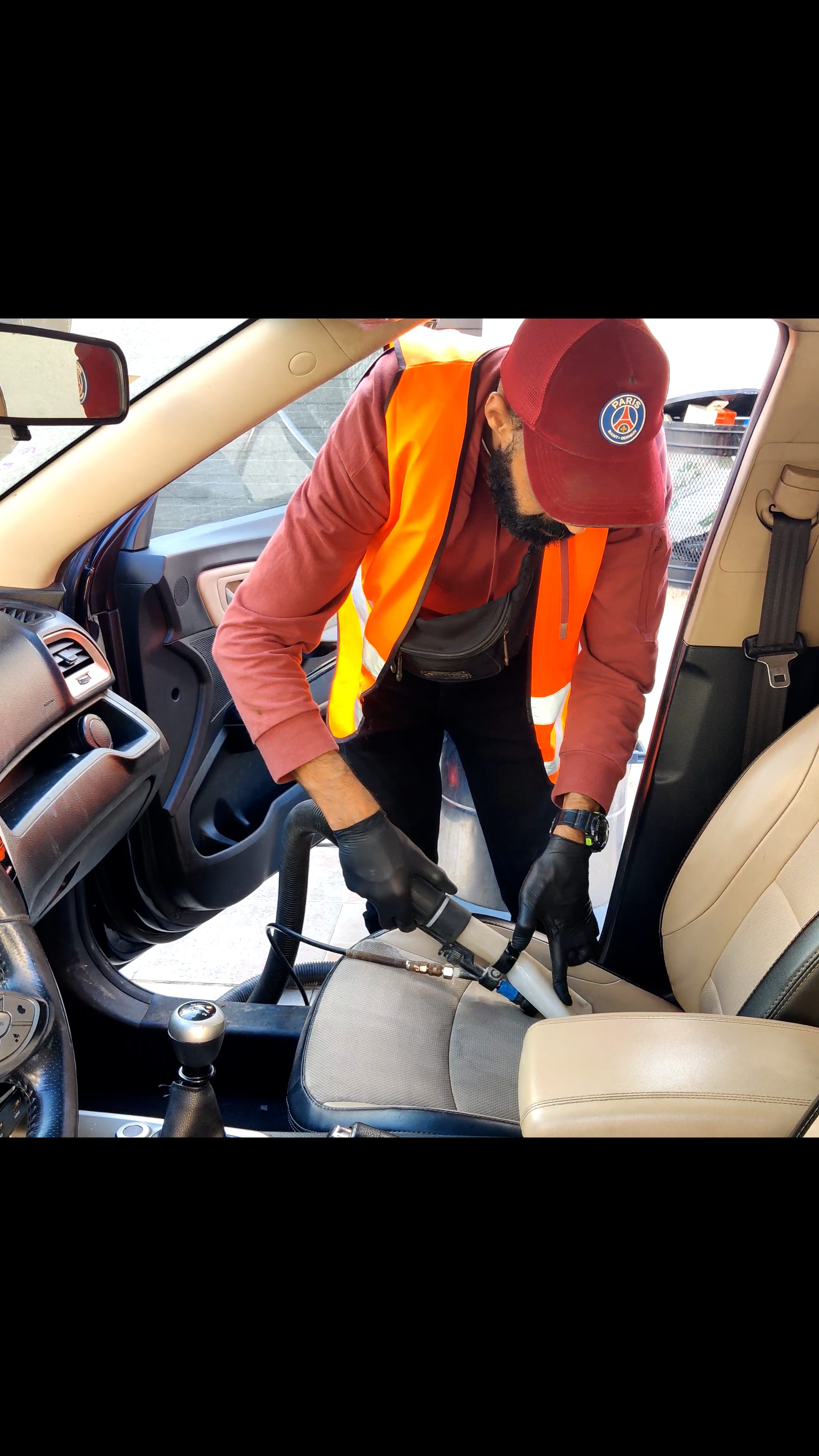 upholstry cleaning 5